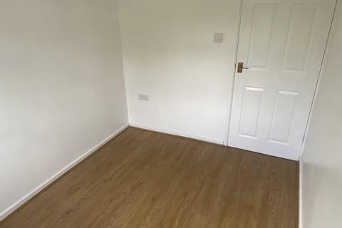 1 Duchess Park Close, Shaw, Oldham, OL2 7YN