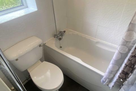 1 Duchess Park Close, Shaw, Oldham, OL2 7YN