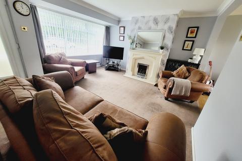 3 bedroom semi-detached house for sale, Durham Drive, Fellgate, Jarrow, Tyne and Wear, NE32 4UF