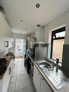 2 bedroom bungalow to rent - St Johns Road, Slough