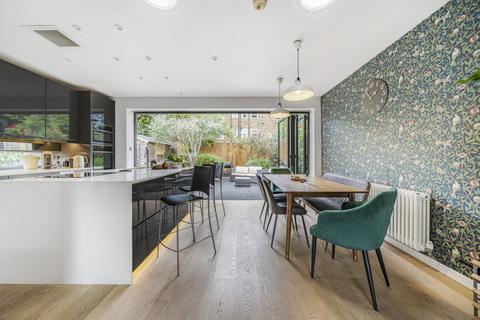 4 Redan Terrace, London, SE5 9DY