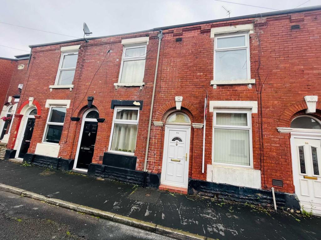 Church Street, Dukinfield 2 bed terraced house £725 pcm (£167 pw)