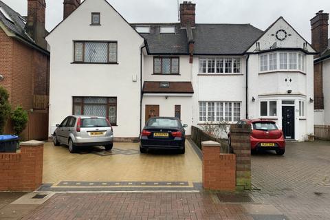 House share to rent, Staverton Road, Willesden Green, NW2