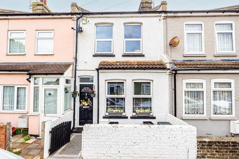 11 Wallace Street, Shoeburyness, Southend-on-sea, SS3 9BQ