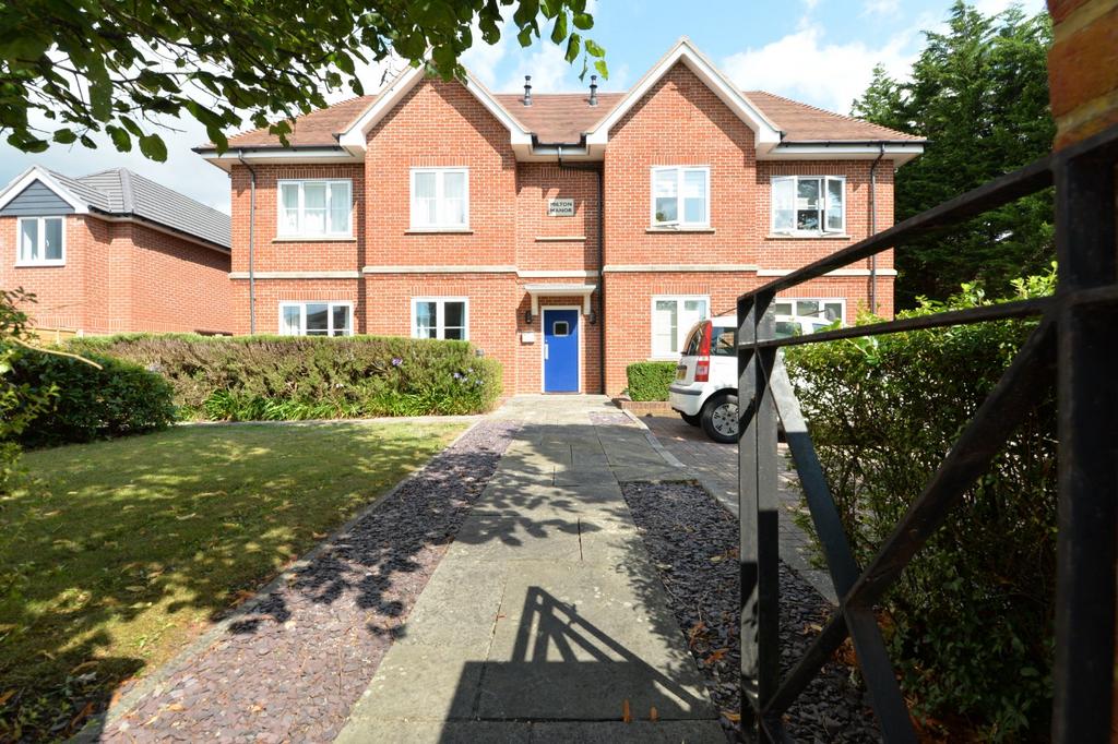 Houses For Sale Manor Road New Milton at John Muller blog