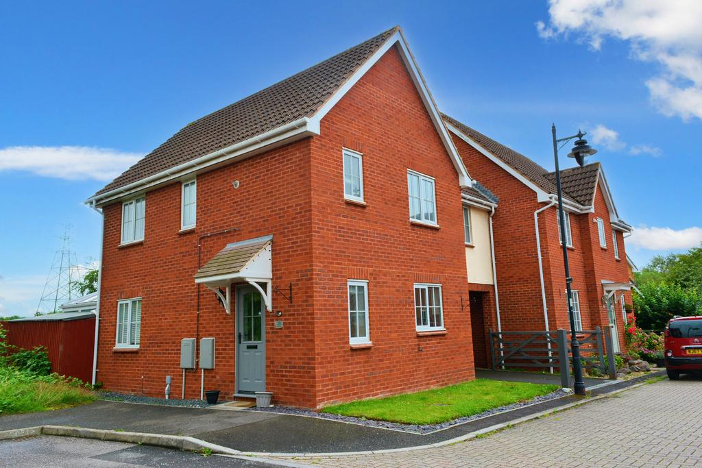 Waterleaze, Taunton 4 bed detached house £1,450 pcm (£335 pw)
