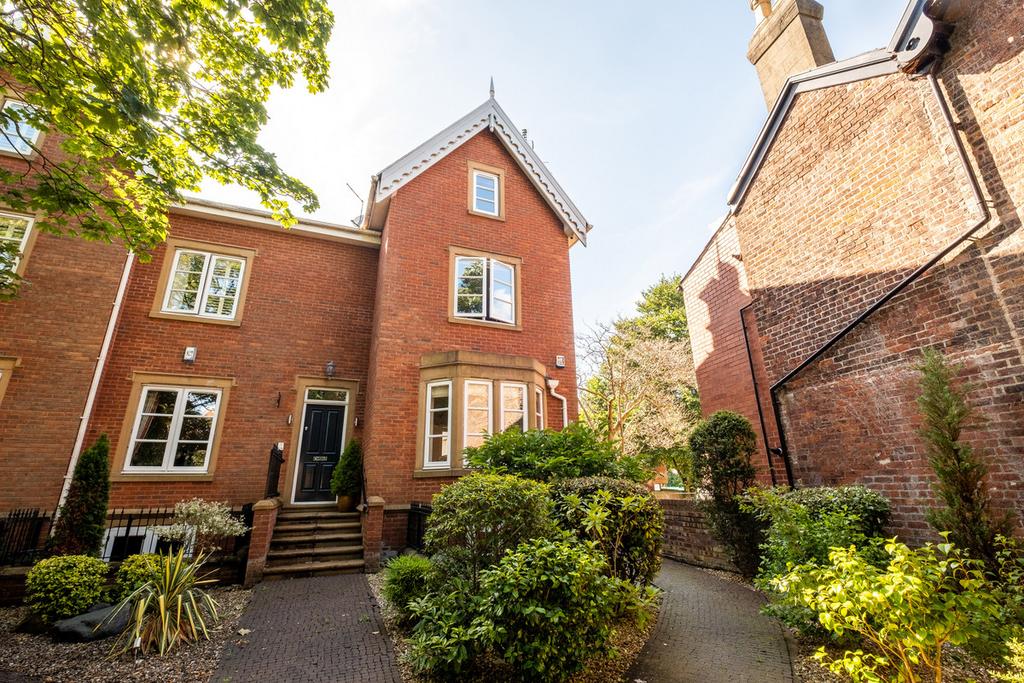Hastings Place, Lytham St. Annes, FY8 4 bed townhouse for sale £750,000