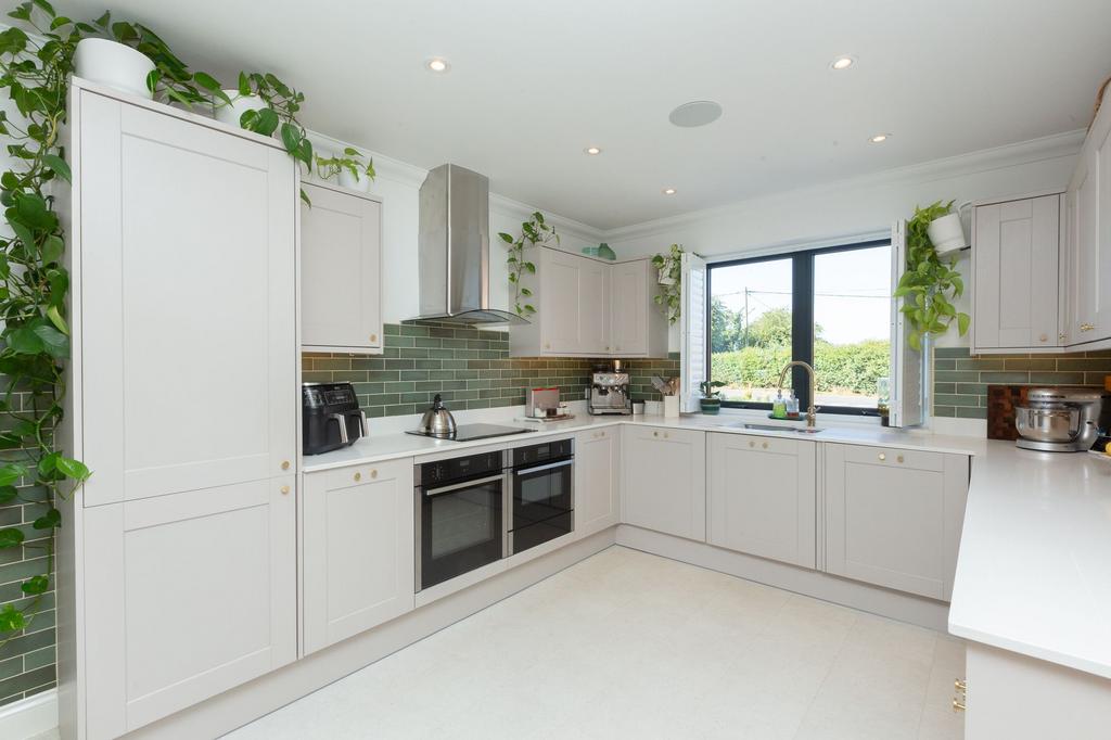 St. Nicholas Park, St. Nicholas At Wade, CT7 3 bed detached house for sale £499,995