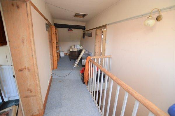 2nd floor landing
