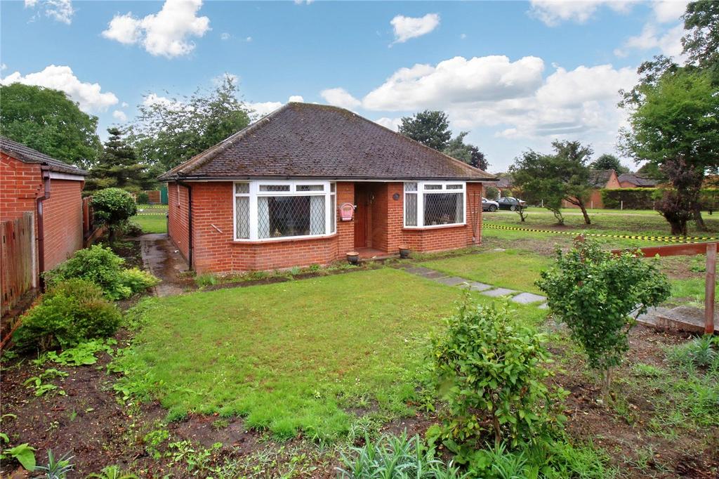 Cromer Road, Hellesdon, Norwich, Norfolk, NR6 2 bed bungalow for sale