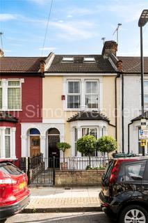 168 Roslyn Road, London, N15 5JJ