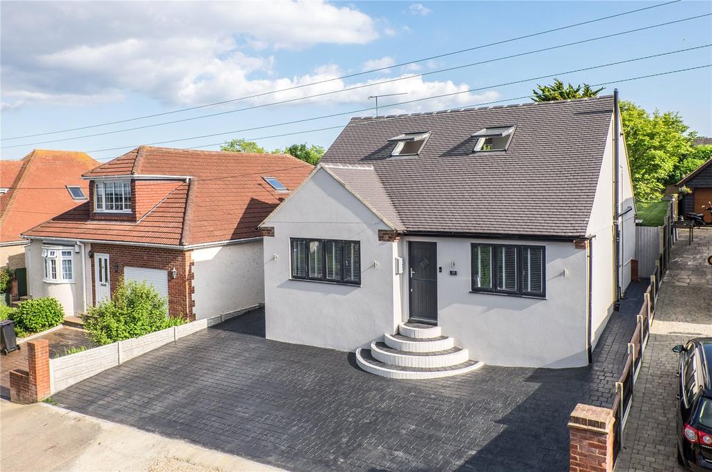 Burdett Avenue, Shorne, Kent, DA12 5 bed detached house for sale £600,000