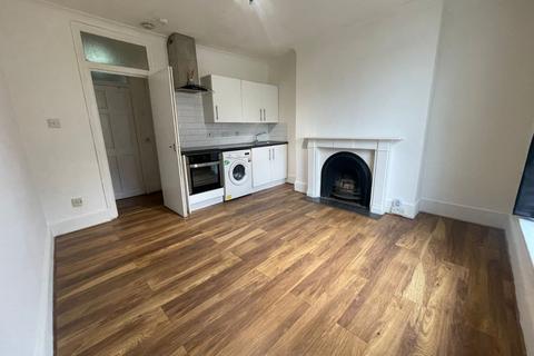 1 bedroom flat for sale, Parrock Street, Gravesend, Kent, DA12