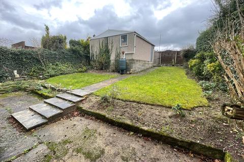 29 Downs Road, Istead Rise, Gravesend, DA13 9HB