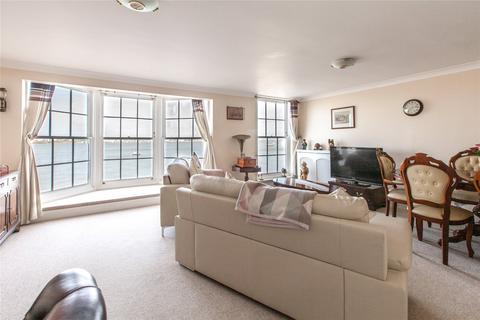 2 bedroom flat for sale, Commercial Place, Gravesend, Kent, DA12