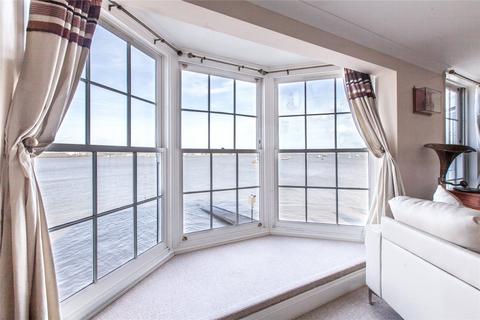 2 bedroom flat for sale, Commercial Place, Gravesend, Kent, DA12