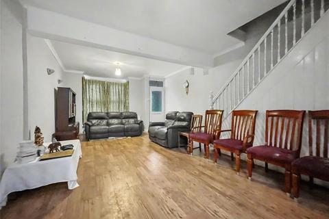 3 bedroom terraced house for sale, Balmoral Road, Gillingham, Kent, ME7