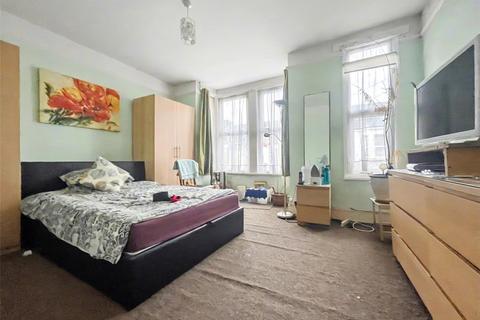 3 bedroom terraced house for sale, Balmoral Road, Gillingham, Kent, ME7