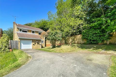 4 bedroom detached house for sale - Goodall Close, Rainham, Gillingham, Kent, ME8