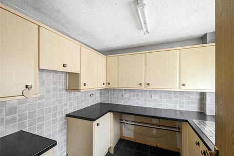 2 bedroom flat for sale, Barkers Court, Sittingbourne, ME10