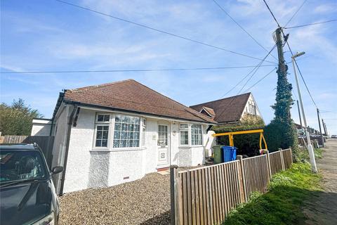 2 bedroom bungalow for sale, Cliff Gardens, Minster on Sea, Sheerness, Kent, ME12
