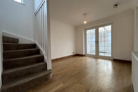 3 Highgrove Road, Chatham, ME5 7QE