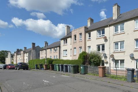 7/6 Loganlea Road, Edinburgh, EH7 6NL