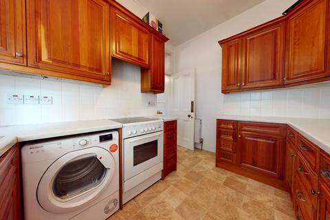 2 bedroom apartment for sale, Ranelagh Mansions, New Kings Road, London, SW6