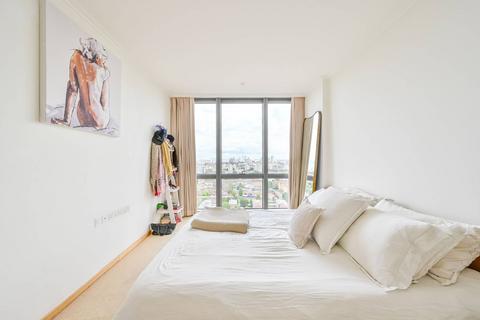 2 bedroom flat for sale, West India Quay, Canary Wharf, London, E14