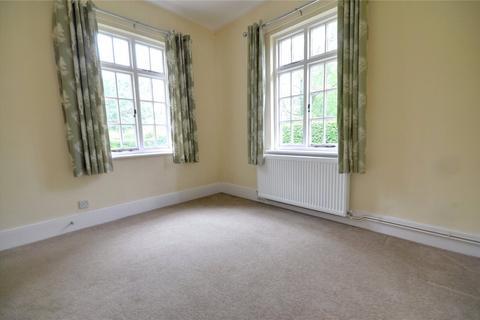 2 bedroom bungalow to rent, Newchapel, Lingfield, RH7