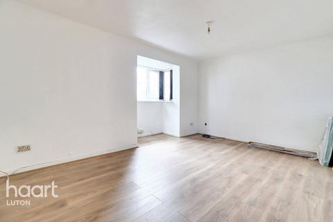 2 bedroom apartment for sale, Dallow Road, Luton