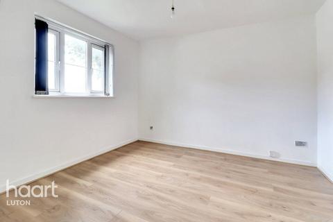 2 bedroom apartment for sale, Dallow Road, Luton