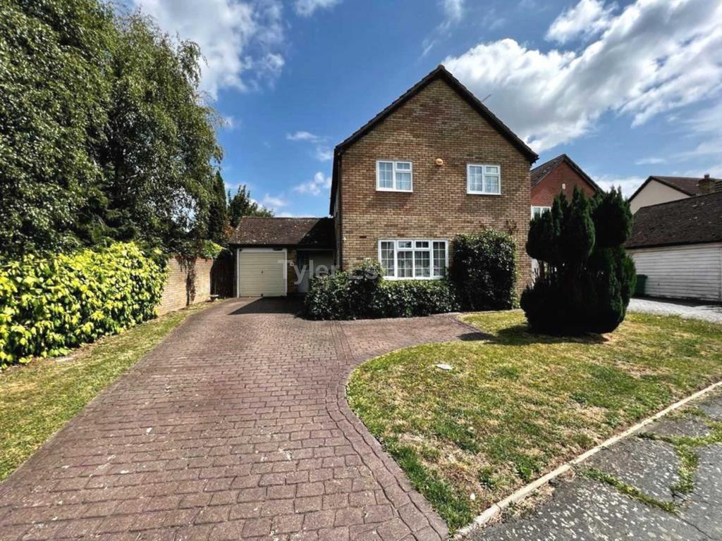 Mercer Road, Billericay CM11 4 bed detached house for sale £785,000