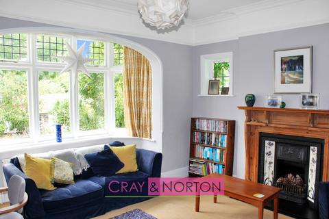 4 bedroom detached house to rent, Carlyle Road, Addiscombe, CR0