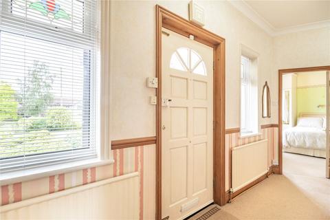 Mon-abri, 120 Bradwall Road, Sandbach, CW11 1GP