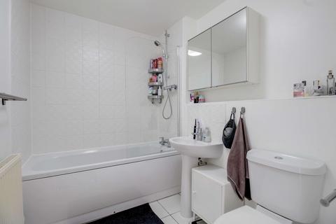 83 Johnson Drive, Leighton Buzzard, LU7 4RT