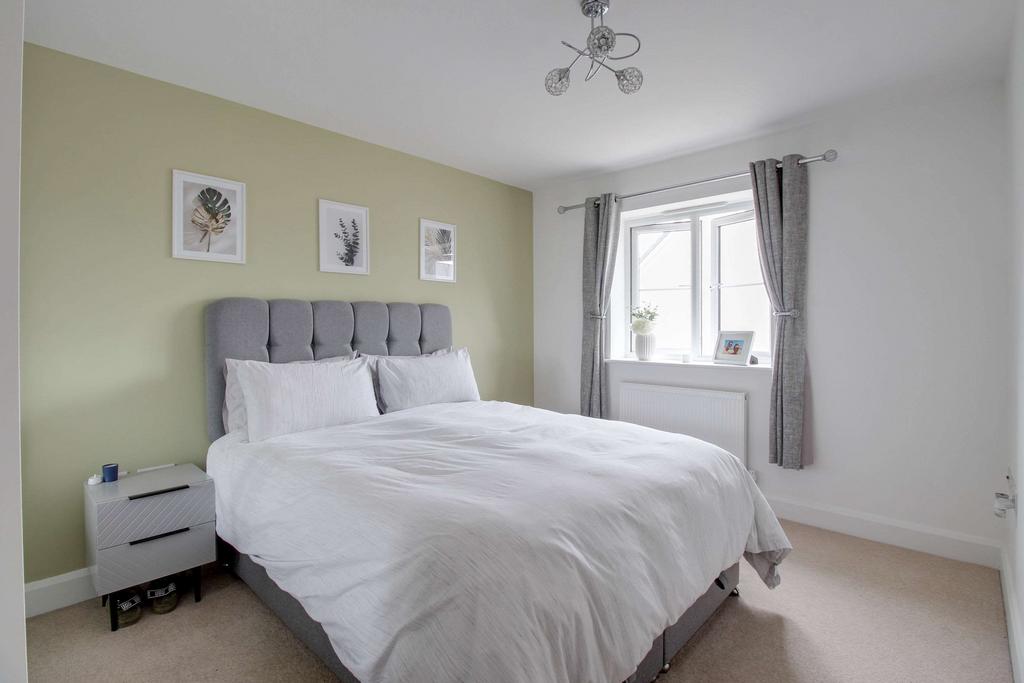 Bedroom 1 (Double)