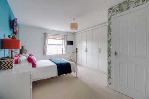 25 Wellington Way, Leighton Buzzard, LU7 3BY