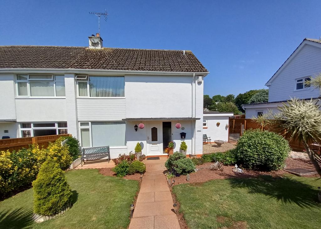 St. Margarets Close, St Marychurch. Torquay 3 bed semidetached house
