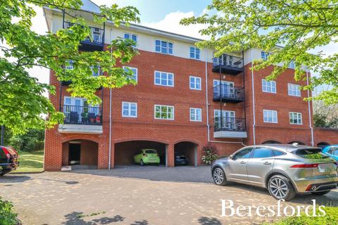 2 bedroom apartment to rent, St. Kathryns Place, Deyncourt Gardens, RM14