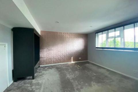 188 Ardleigh, Basildon, SS16 5RL