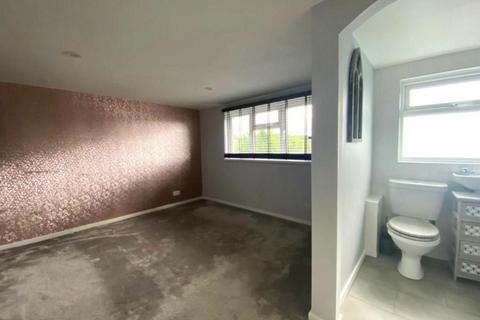 188 Ardleigh, Basildon, SS16 5RL