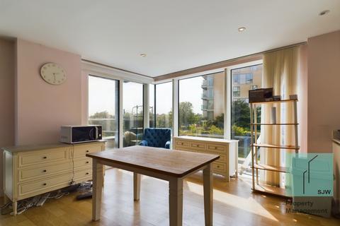 1 bedroom apartment to rent, Riverside Apartments, London N4