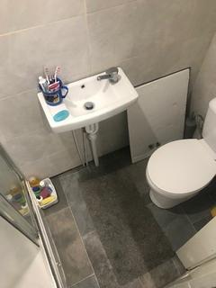 3 bedroom terraced house to rent, Idle, BD10