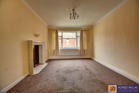 2 bedroom flat for sale, Brandling Street, Roker