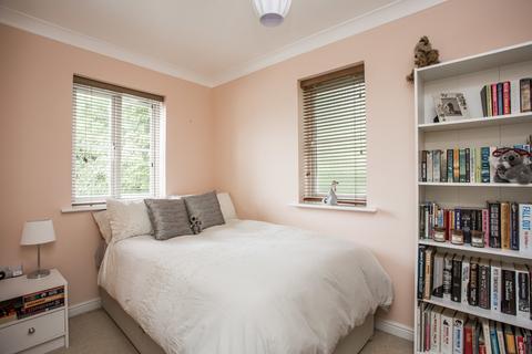 7 Beech Close, Tunbridge Wells, TN2 5GB