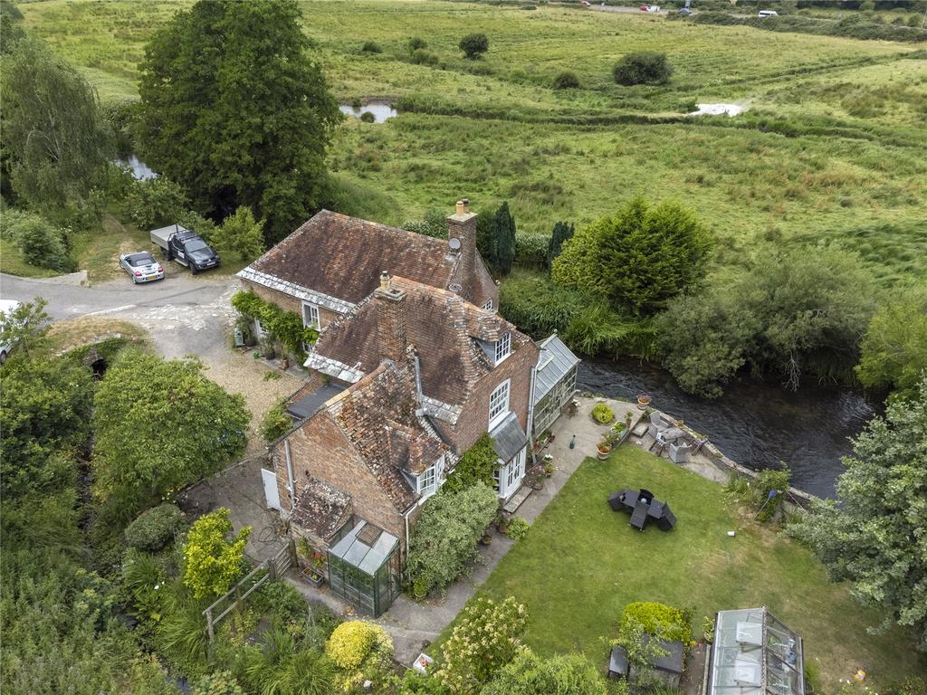 Wareham, Dorset 5 bed detached house for sale £895,000