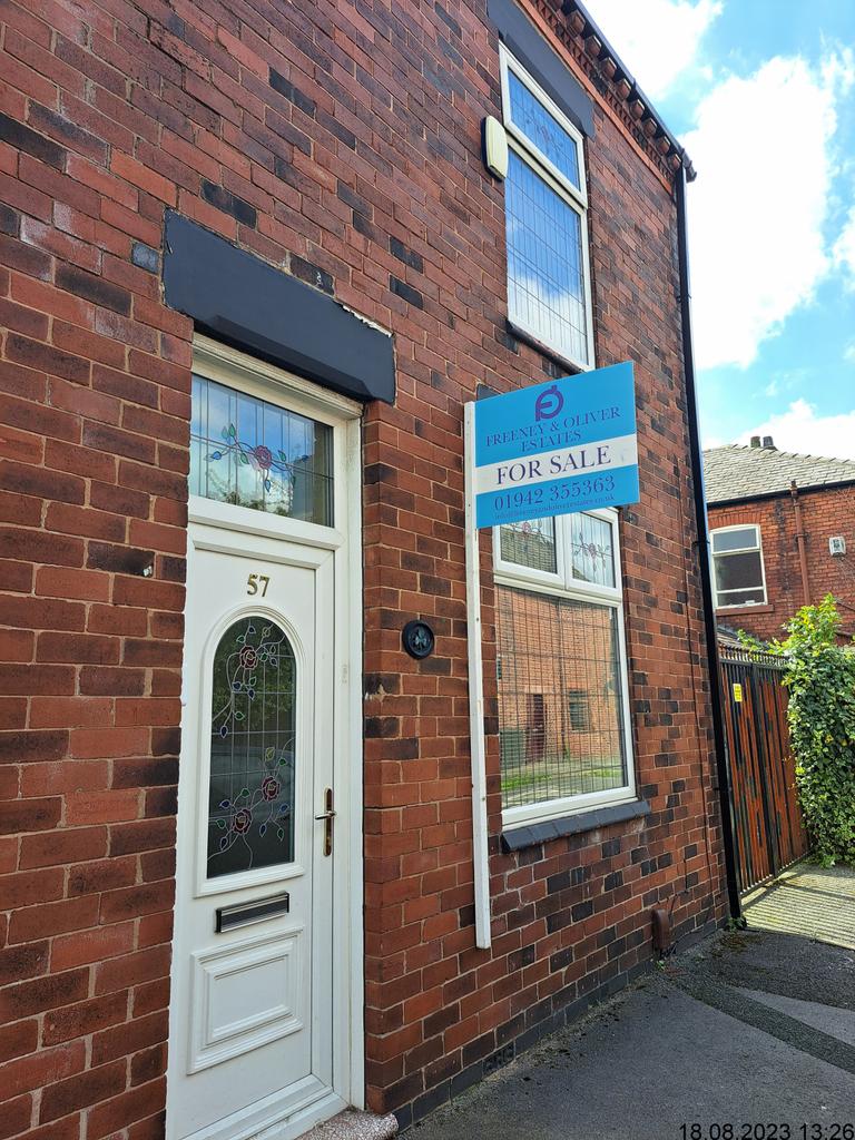 Milton Street,  Leigh, WN7 4 EB