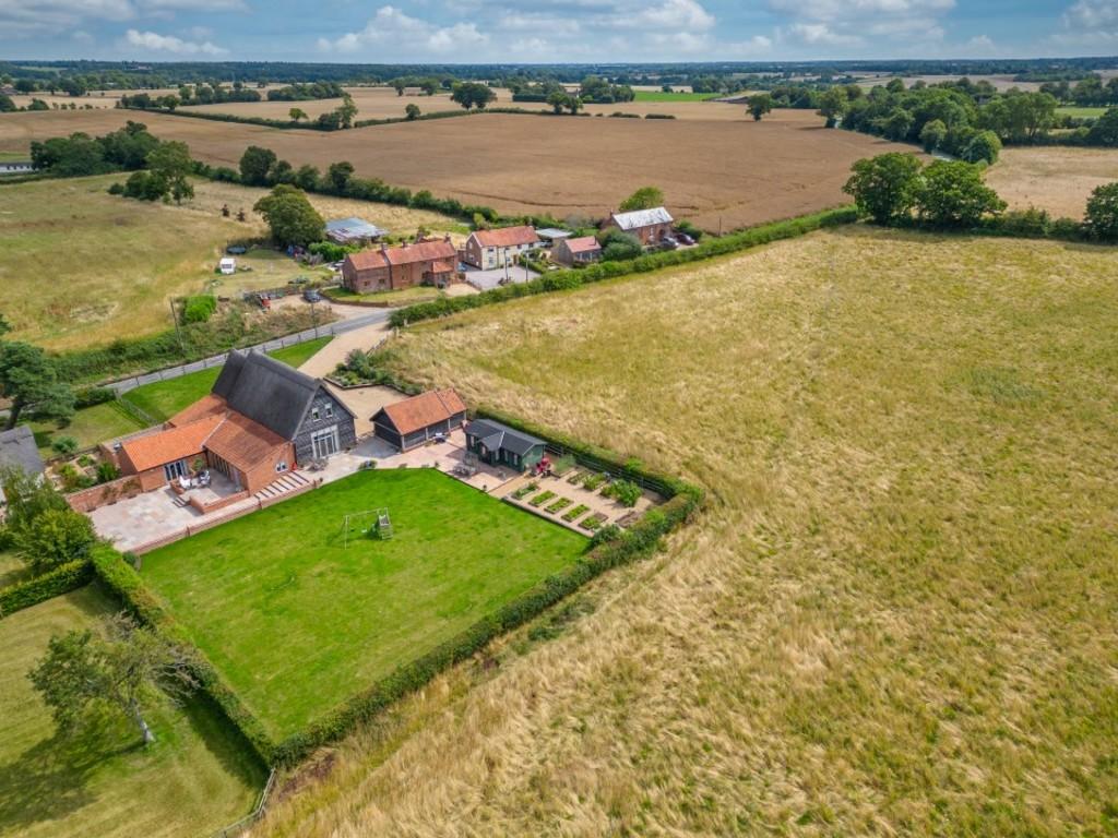Loddon Road, Mundham, Norwich 5 bed barn conversion for sale £1,000,000