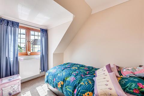 41 Highams Road, Hockley, SS5 4DF